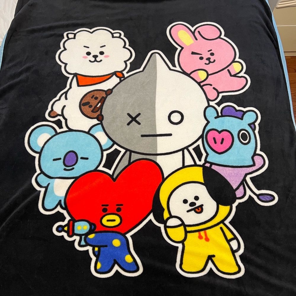 BTS BT21 Character Blanket